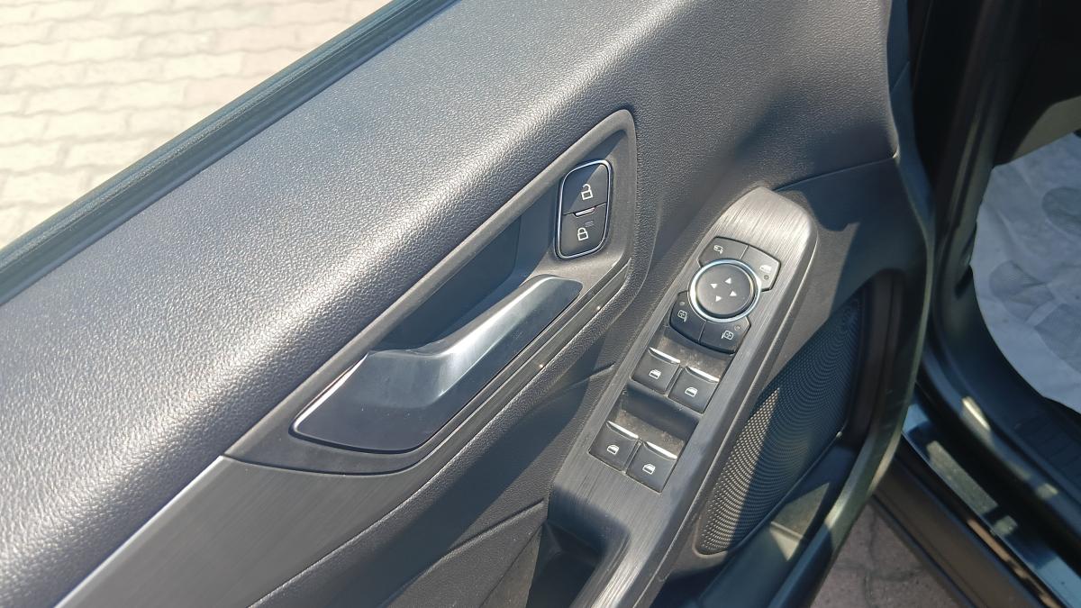 Ford Kuga 2.5 Plug In Hybrid 225 CV CVT 2WD Titanium Business